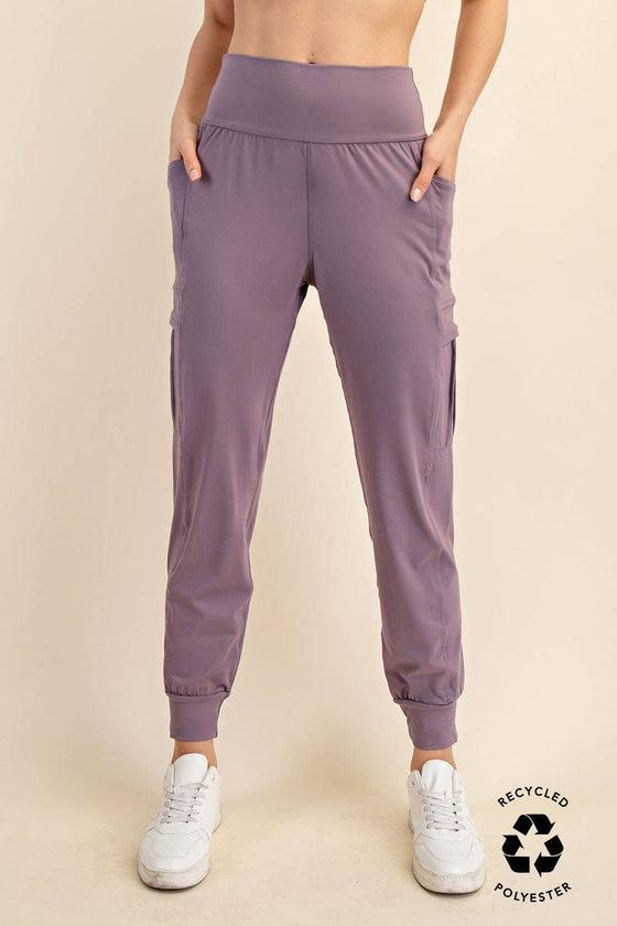 BUTTER JOGGER WITH SIDE POCKETS