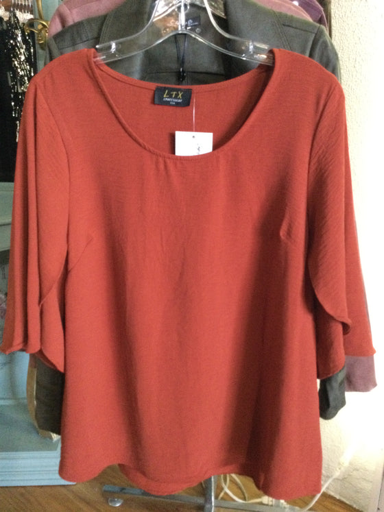 Airflow Tulip Sleeve Top