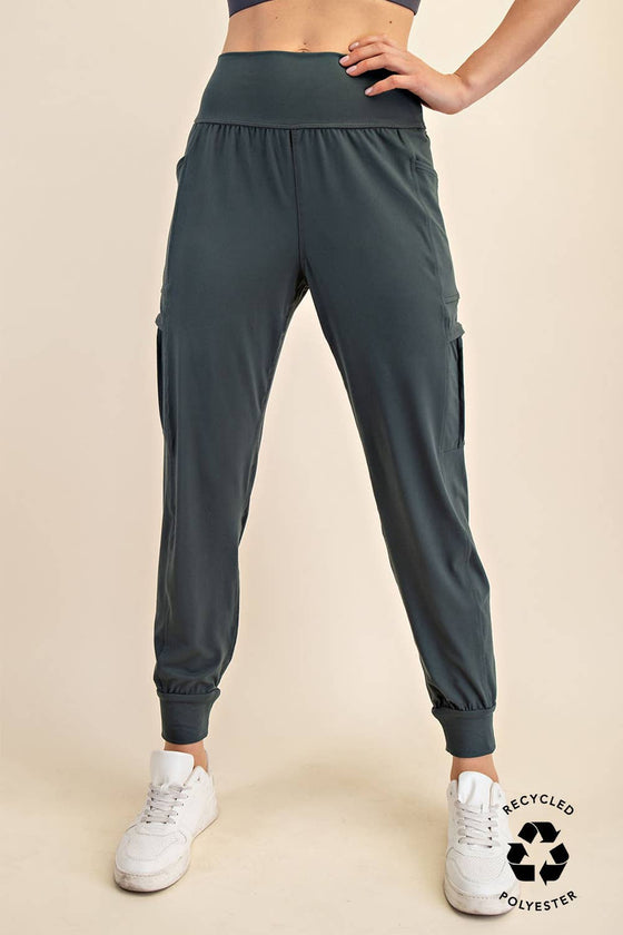BUTTER JOGGER WITH SIDE POCKETS