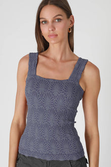  Lace Textured Square Top