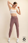 BUTTER JOGGER WITH SIDE POCKETS