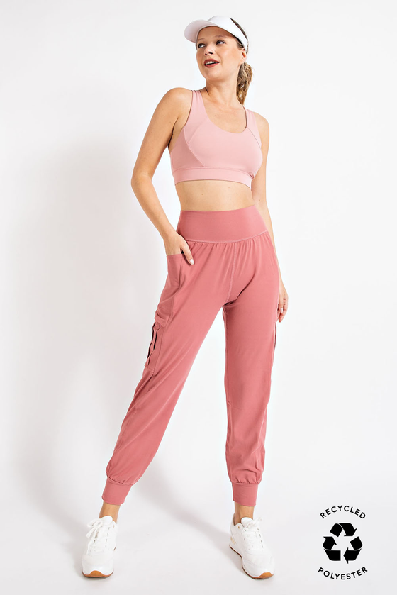 BUTTER JOGGER WITH SIDE POCKETS