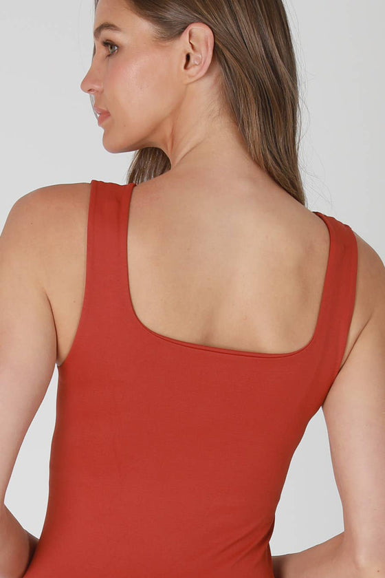 NS8446 - Clean Line Square Top