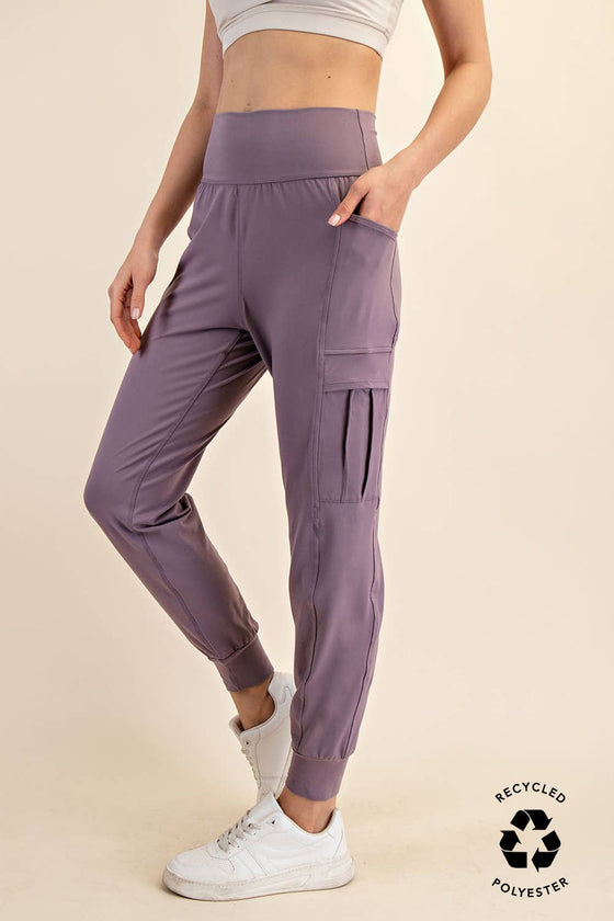 BUTTER JOGGER WITH SIDE POCKETS