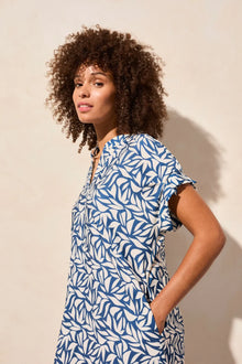  Knit Dress w/Sleeve Detail