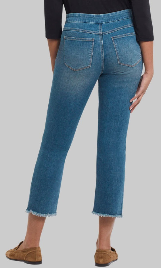 Audrey Pull-on Straight Crop Jean